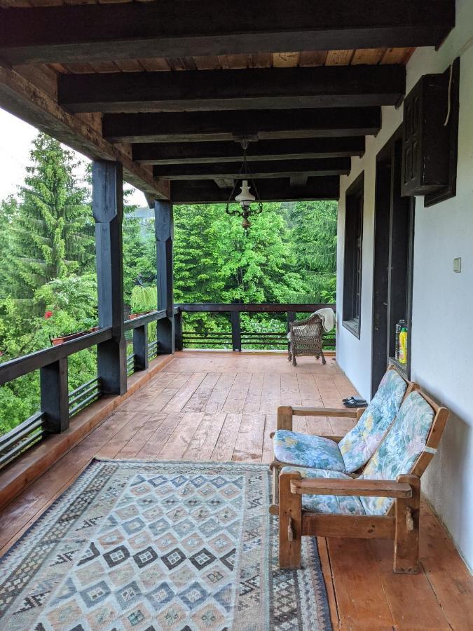 Cabana Serenade Sucevita Bagian luar foto
