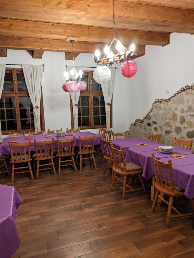 Cabana Serenade Sucevita Bagian luar foto