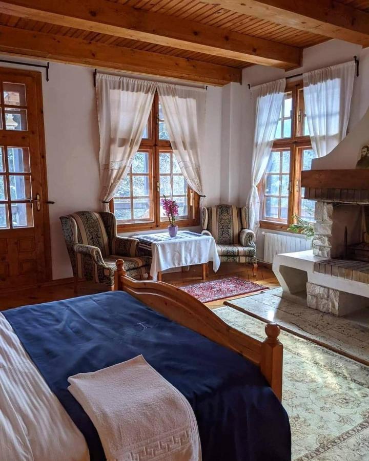 Cabana Serenade Sucevita Bagian luar foto
